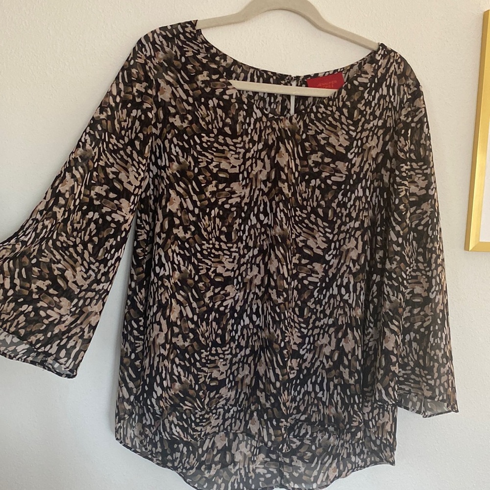 Jennifer Lopez flowy blouse